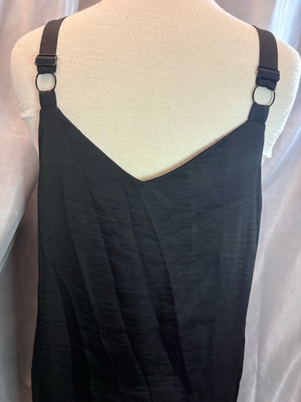 Universal Standard Black Lace-Trim Slip Dress - Adjustable Straps - Picture 6 of 9